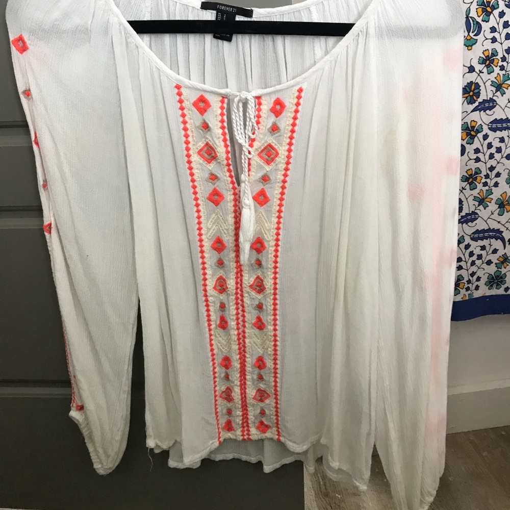 White and orange light weight top